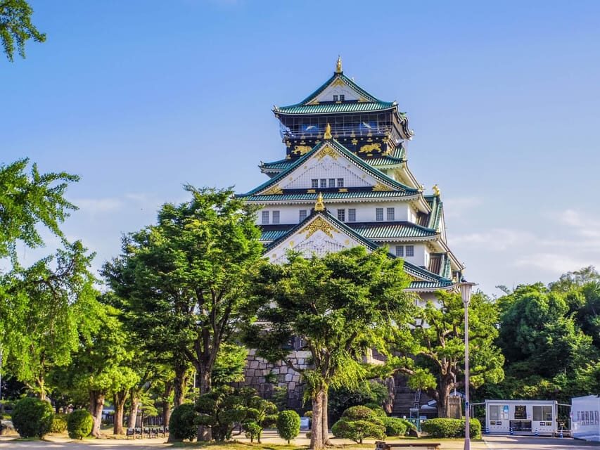 1-Day walking tour in Osaka：Castle, temples and Ukiyoe - Meeting at Akatsuki Plaza Inside JR Osaka Station