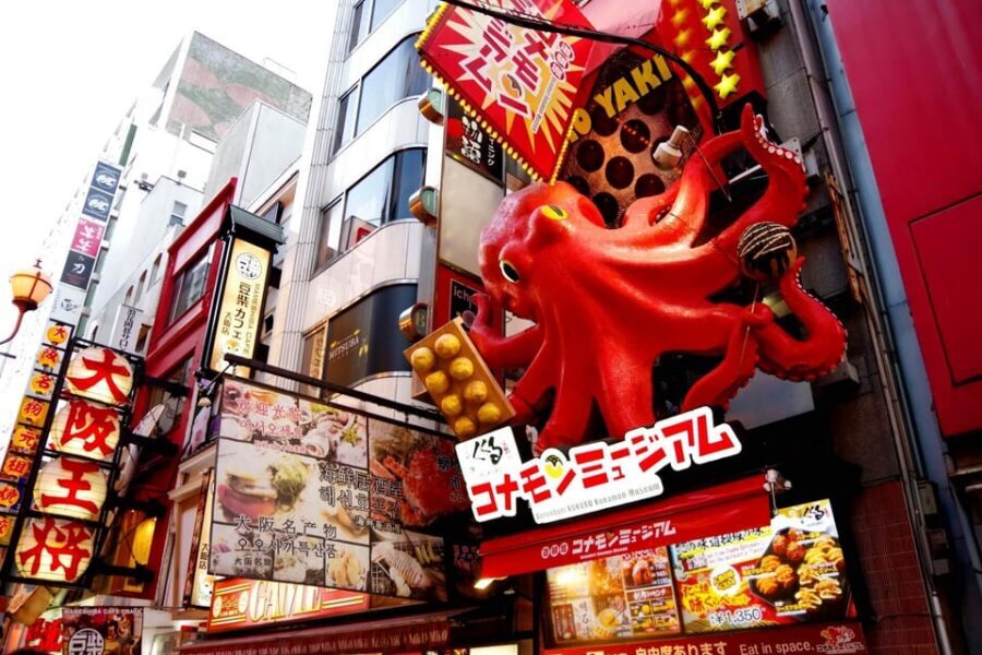 1-Day walking tour in Osaka：Castle, temples and Ukiyoe - Price and What Feels Like Value at $136