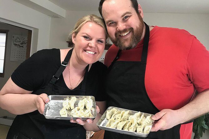 Cook Homestyle Ramen and Gyoza from scratch - Building Creamy Chicken Ramen Broth in About 30 Minutes
