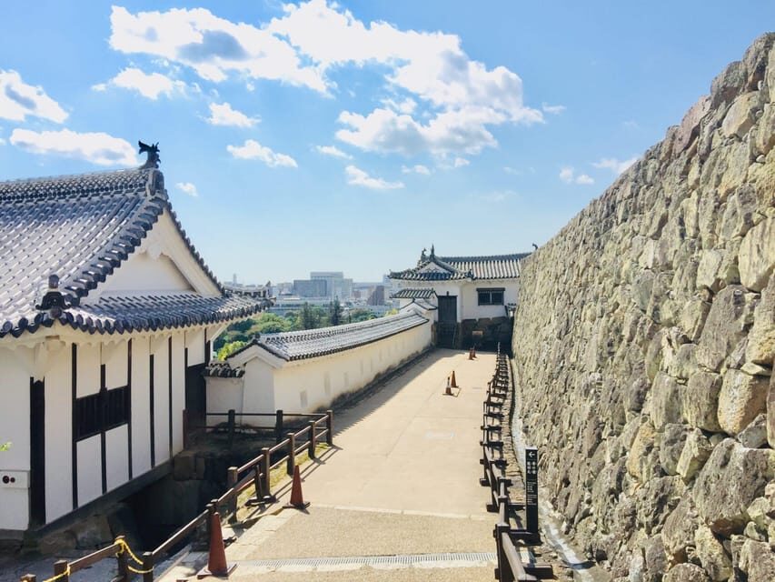 Himeji: Private Guide Tour of the Castle from Osaka or Kyoto - Should You Book This Himeji Private Guide Tour?
