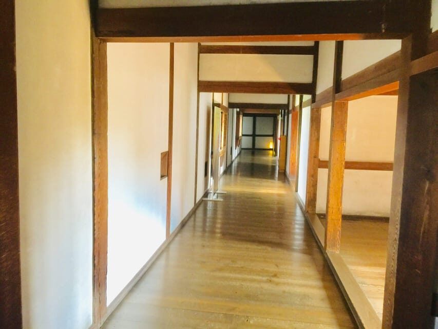 Himeji: Private Guide Tour of the Castle from Osaka or Kyoto - Inside Himeji Castle: The Keep and What 1618 Means