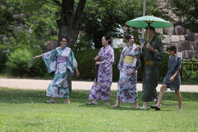 Kimono Rental Photoshoot Experience in Osaka - Inside the photo shoot: how you get natural, flattering results