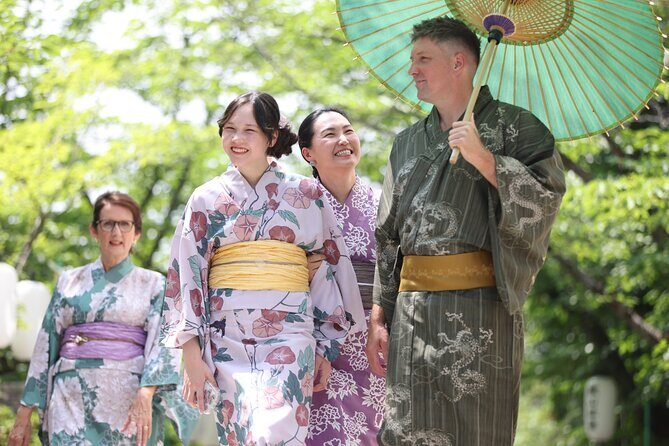Kimono Rental Photoshoot Experience in Osaka - Kimono vs yukata in Osaka: what changes by season and temperature