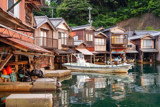 Kyoto Amanohashidate and Ine No Funaya Tour from Osaka - Timing, weather, and why the guide’s flexibility matters