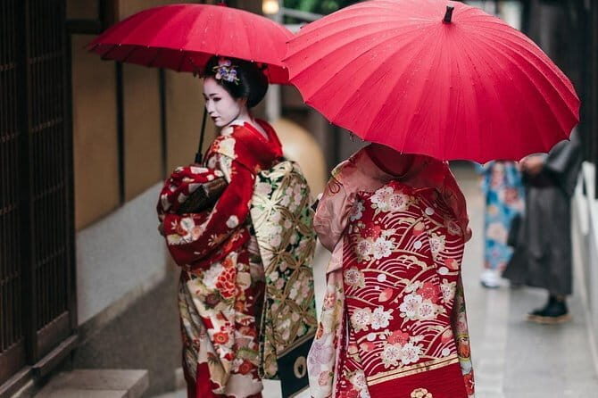 Kyoto Highlights Private Tour with Pick and Drop - Fushimi Inari’s torii trail: the fun part is finding your pace