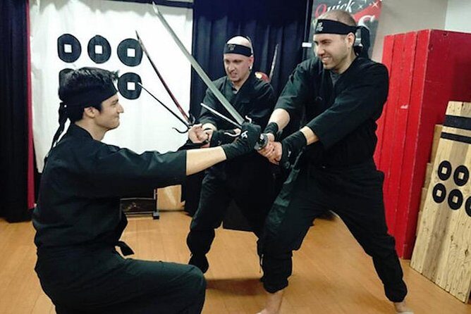 Learn The Katana 'Sword' Technique of Samurai and Ninja - The show-style inspiration: three Samurai and a Ninja before you train