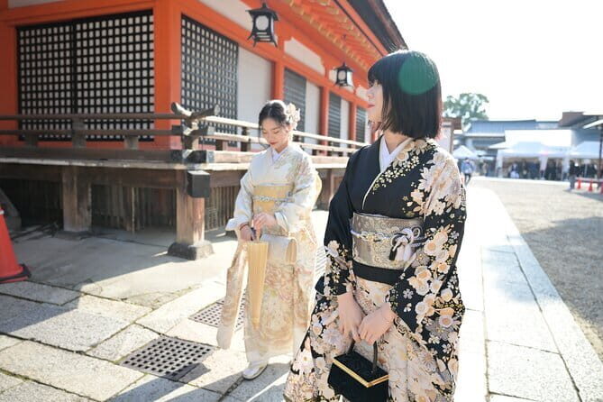 Luxury Classic Kyoto Day Tour - Private Customized Car Tour - Fushimi Inari Taisha: torii gates with a head start