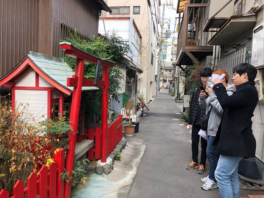 Nostalgic Osaka, walk in totally different from Dotonbori - Where Karahori is, and why it feels different from Dotonbori