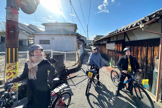Osaka : Cycling Tour Private Seaside Ride Near Kansai Airport - Stop-by-stop: the exact flow from bike rental to breakwater photos