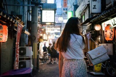 Osaka Dotonbori Night Photoshoot Private | Pro Photographer - A 60-Minute Plan That Beats Dark-Tourist Photos