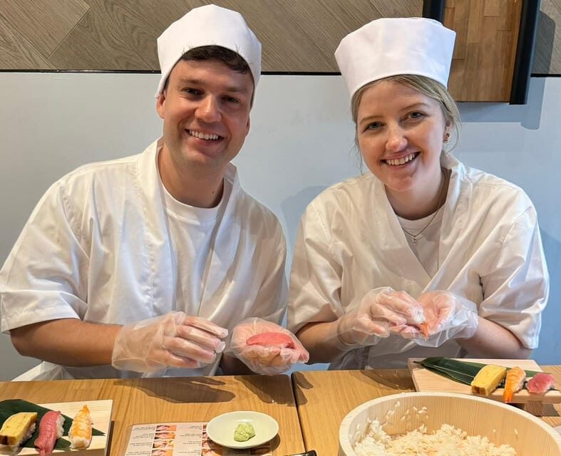 Osaka Dotonbori: Vegan/Vegetarian Sushi Making Experience - Entering Dotonbori with a sushi class mindset