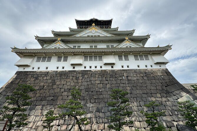 Osaka Early Morning Osaka Castle Tour Avoid Crowds - 1 hour 30 minutes: the right length for a first Osaka Castle visit