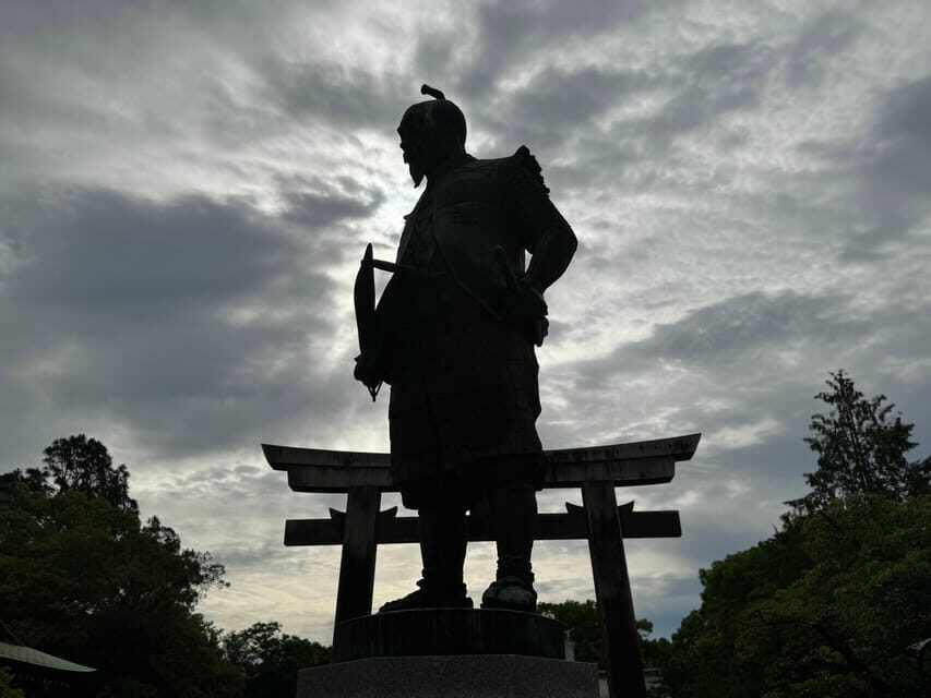 Osaka: Explore Every Bit of Osaka Castle in 3 Hours - Gokuraku-bashi Bridge (15 Minutes) and the Finish at Osaka Castle Park Station
