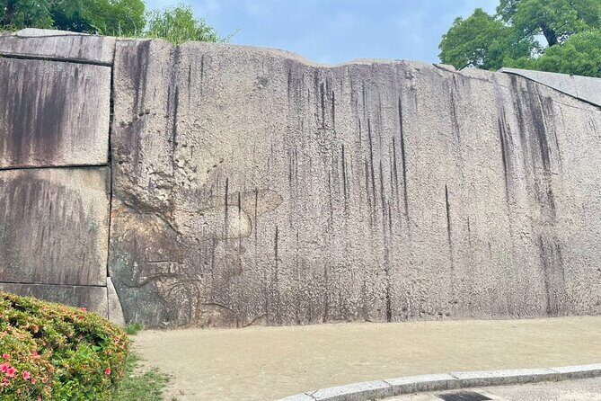 Osaka Full-Day Experience with Castle, Kushikastu and Temple - Walking through Tennoji to Shitennoji: shifting gears from snack food to calm temples