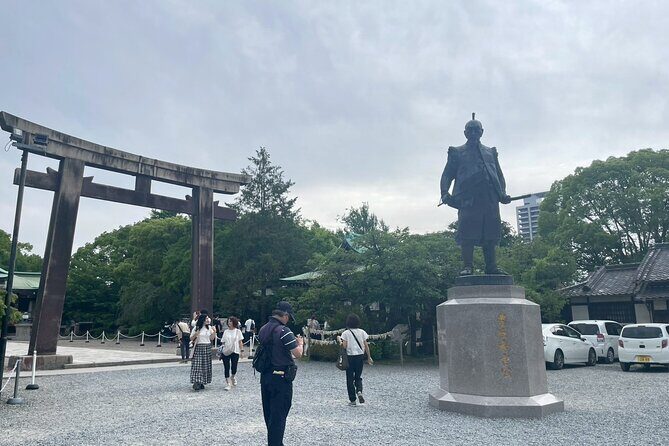 Osaka Full-Day Experience with Castle, Kushikastu and Temple - Shitennoji Temple highlights: Golden Pavilion and Prince Shotoku context