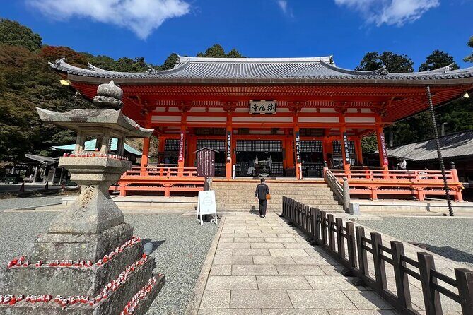 Osaka / Kyoto: Katsuoji, Arashiyama & Kinkaku-ji One Day Tour - Rilakkuma Tea House: a playful break that still fits the day