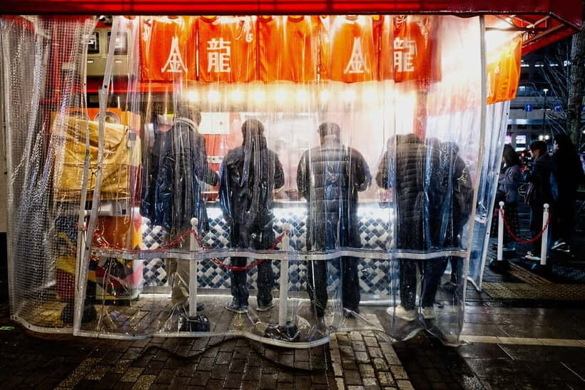 Osaka Night Photography Workshop - Dotonbori: Neon Geometry and Street-Level Storytelling