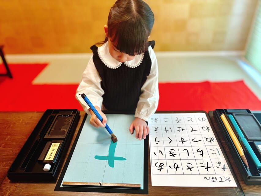 Osaka: Private Japanese Calligraphy Experience - Key points before you go