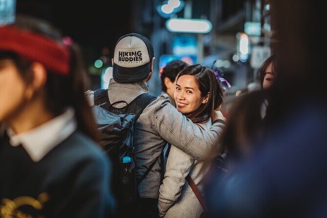 Private Photoshoot in Osaka with a Professional Photographer - Dotonbori Tsuribori: neon energy without the phone scramble