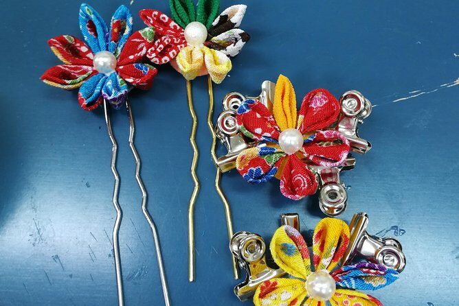 Real Kimono experience and Tsumami Kanzashi Workshop - Making your Kanzashi: fun crafting with Chirimen cloth