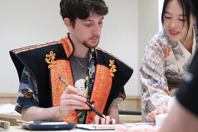 Tea and Calligraphy Session at a Table in Osaka - Who this experience fits best