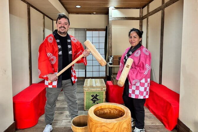 【Family Friendly】Traditional Mochi Pounding Experience - Price and Time: Is $32.29 Worth It in Osaka?