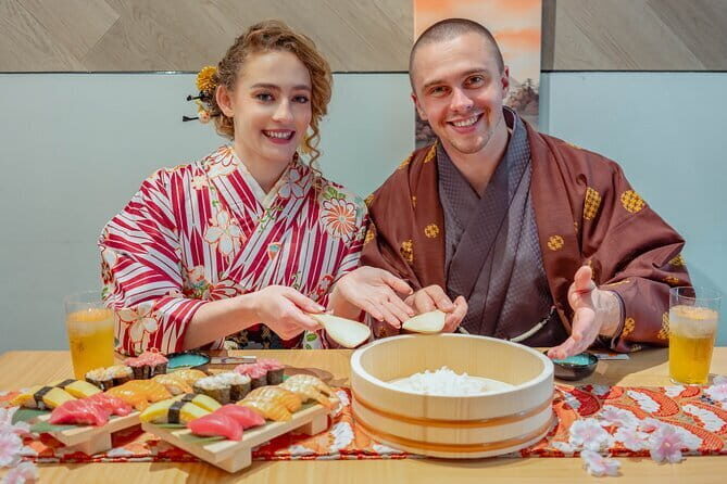 【For adult】Traditional Mochi Pounding Experience with Tasting - The Hands-On Part: Traditional Rhythm, Real Turns, Real Effort